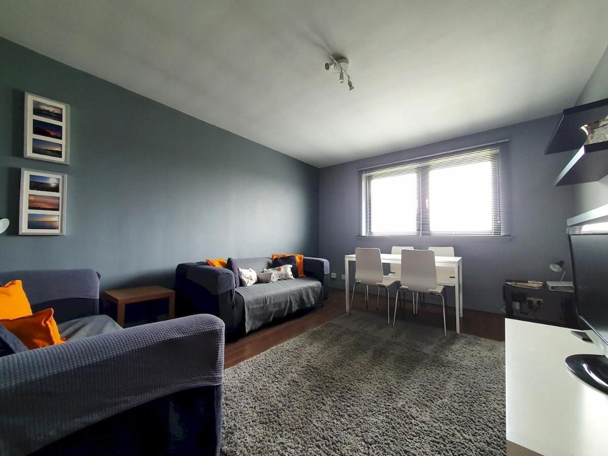 2 Bedroom, Free Parking & Netflix Near Hospitals Aberdeen Exteriér fotografie